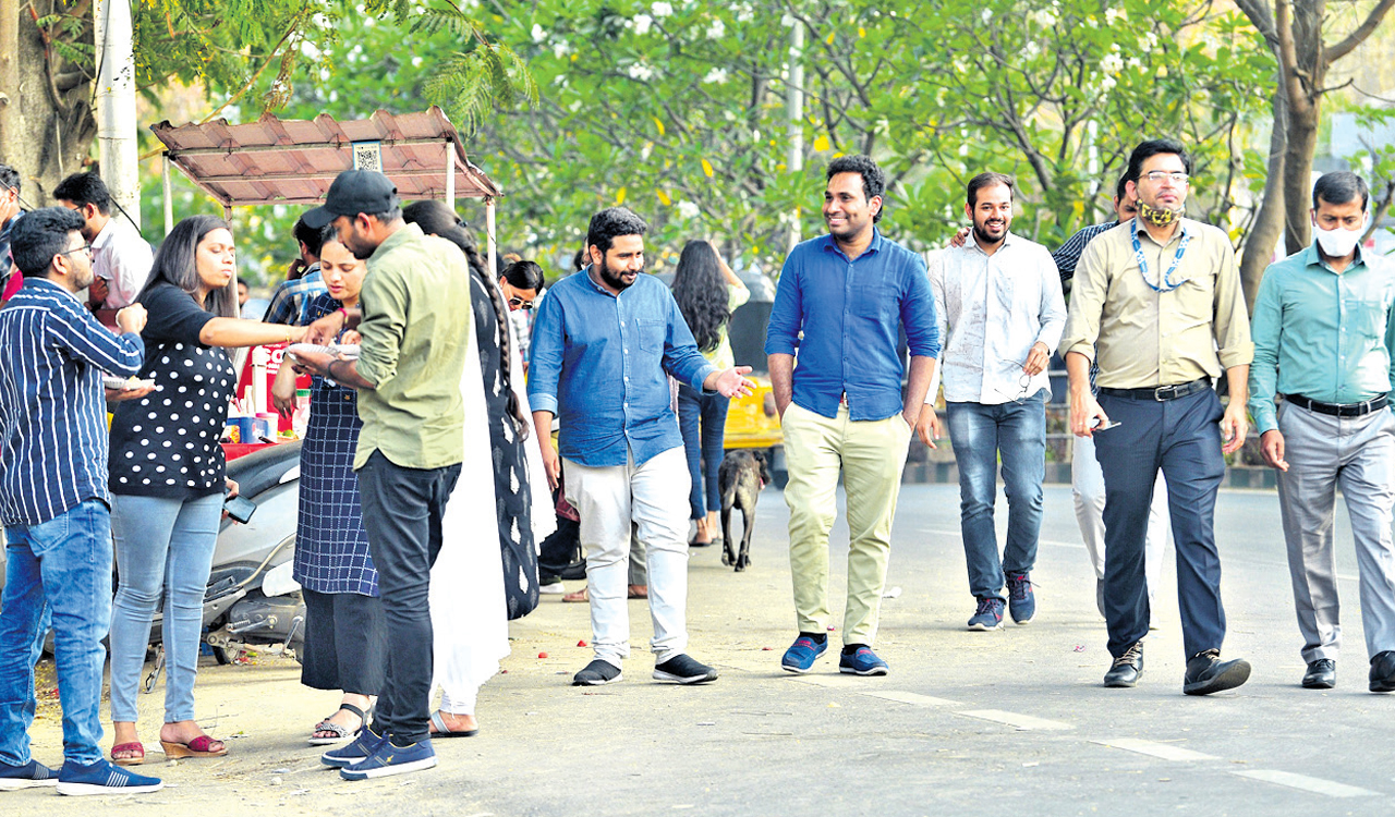 hyderabad-it-employees-voice-concern-over-karnataka-s-proposed-14-hour