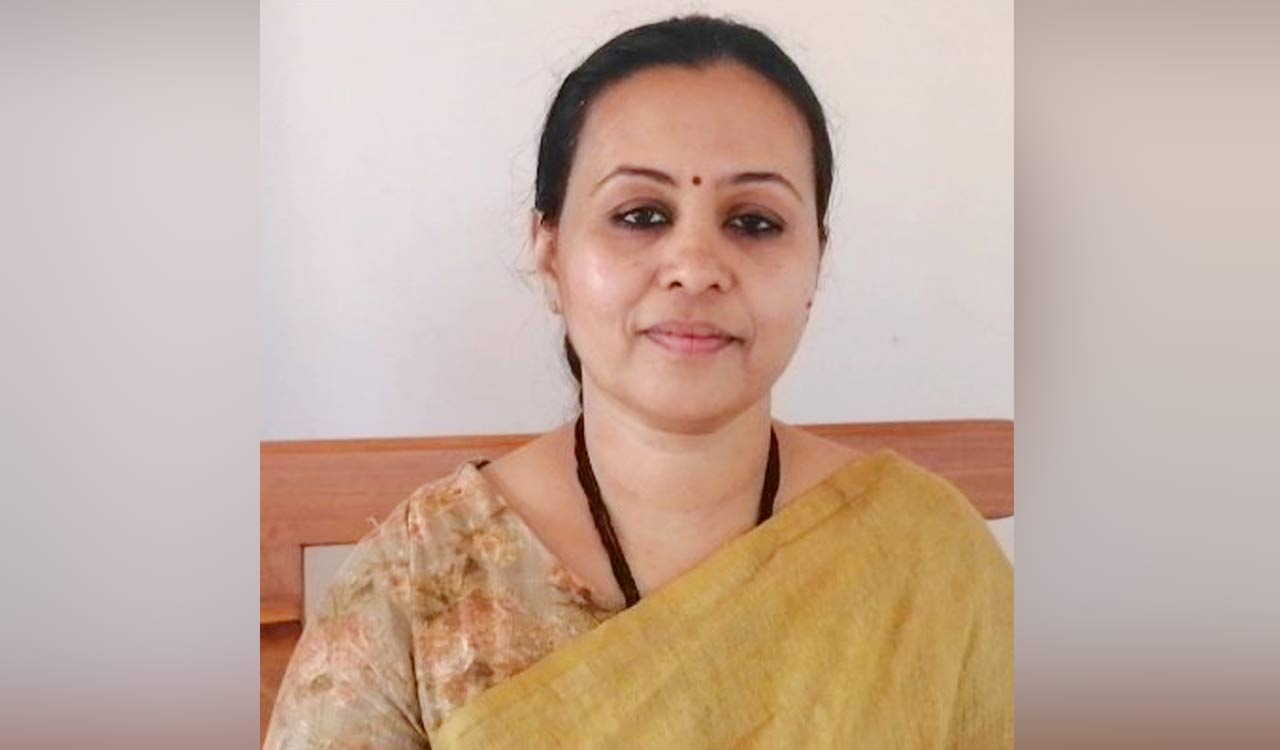 Kerala Health Minister Veena George injured in accident en route Wayanad