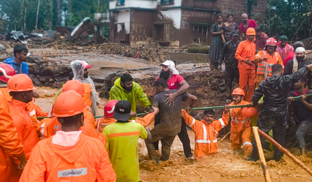 Toll Rises To 41 In Wayanad Landslides, Army Choppers Unable To Land In ...