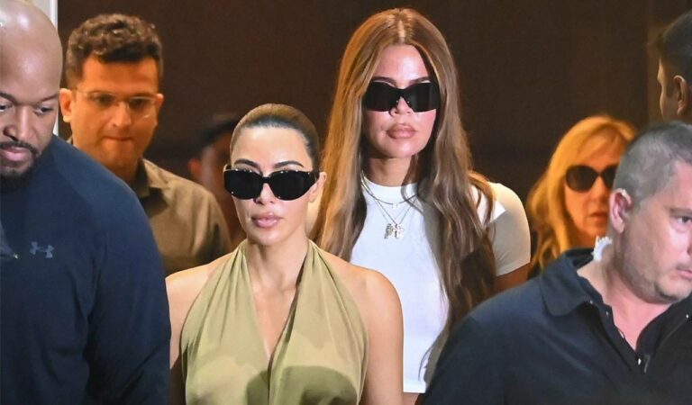 Kim, Kloe Kardashian