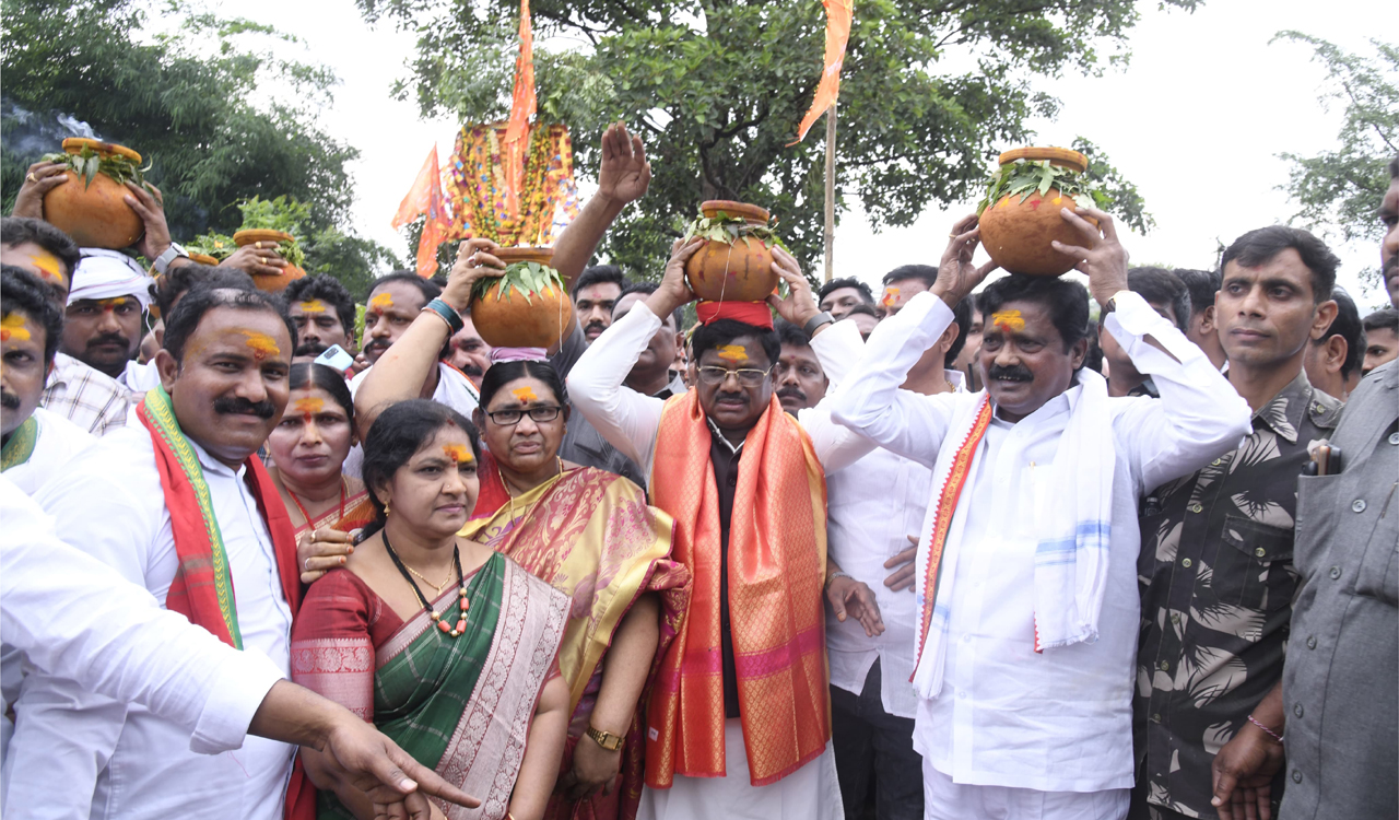 Gandhari Maisamma Bonalu festival celebrated in Mancherial