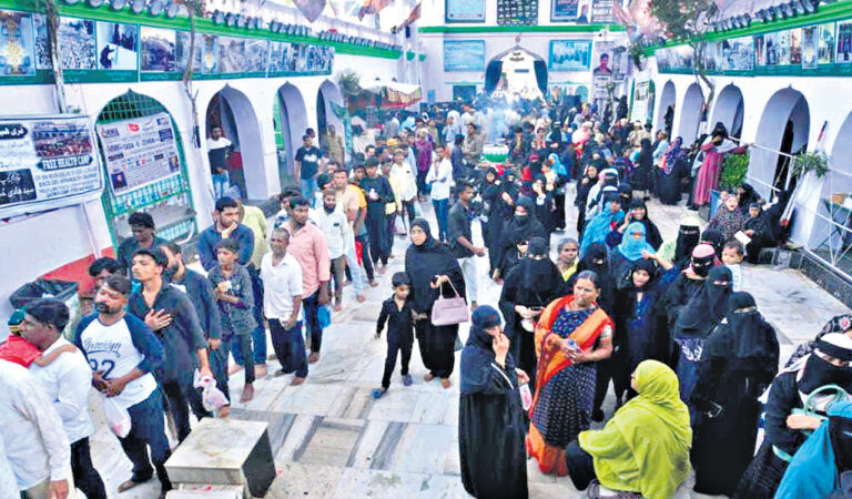 Special prayers are held throughout the Muharram month at Bibi ka Alawa in Dabeerpura.