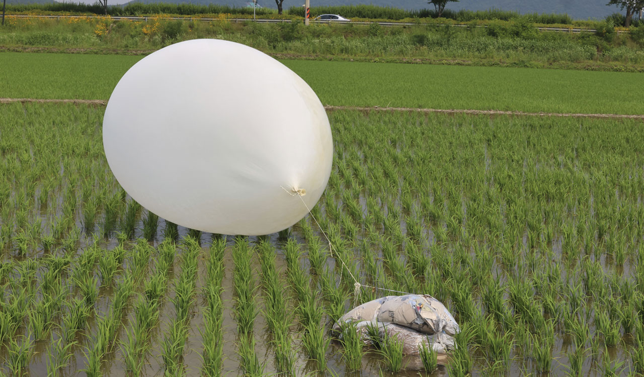 North Korea retaliates, sends more trash balloons over South