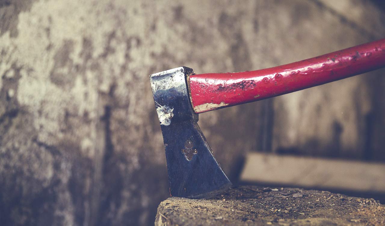 Woman’s legs chopped off by father, uncles for seeking divorce from abusive marriage