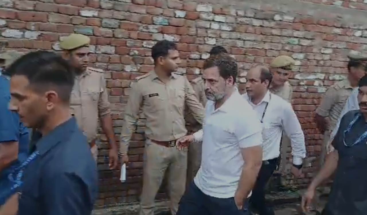 Rahul Gandhi Meets Hathras Stampede Victims’ Families-Telangana Today