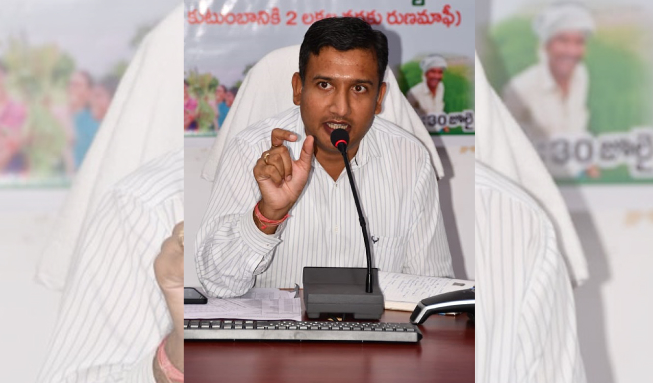 Efforts on to effectively implement crop loan waiver: Collector Rajarshi Shah