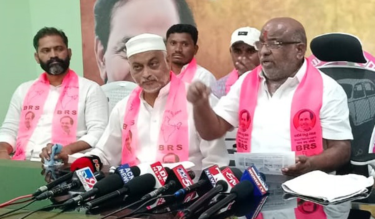 Revanth gathering public opinion to protect his CM post, says Jogu Ramanna