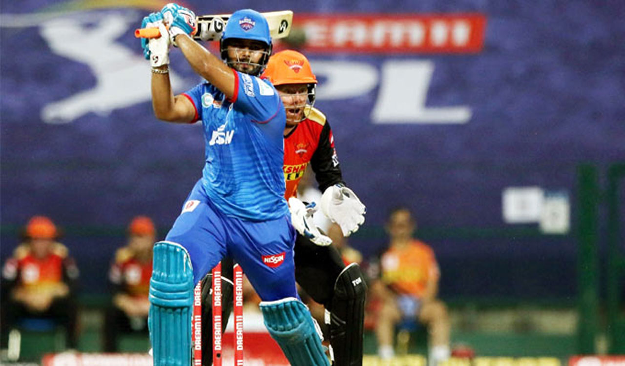 Rishabh Pant to remain with Delhi Capitals, KL Rahul in talks with RCB