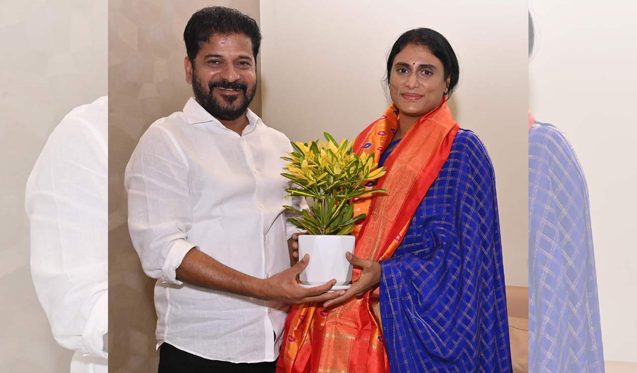 Sharmila meets Revanth Reddy, other Congress Ministers in Hyderabad