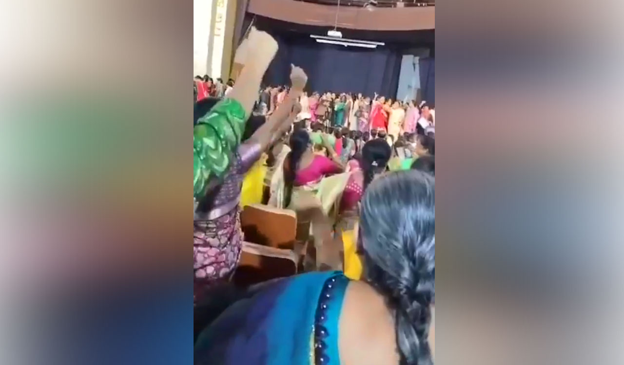 Telangana: Nurses protest over general transfers