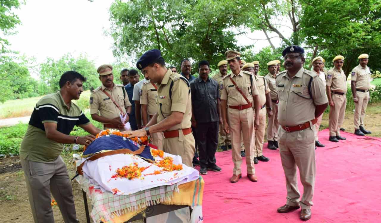 Telangana: Police dog Tango, who cracked 15 murders & 84 thefts in Sircilla, dies