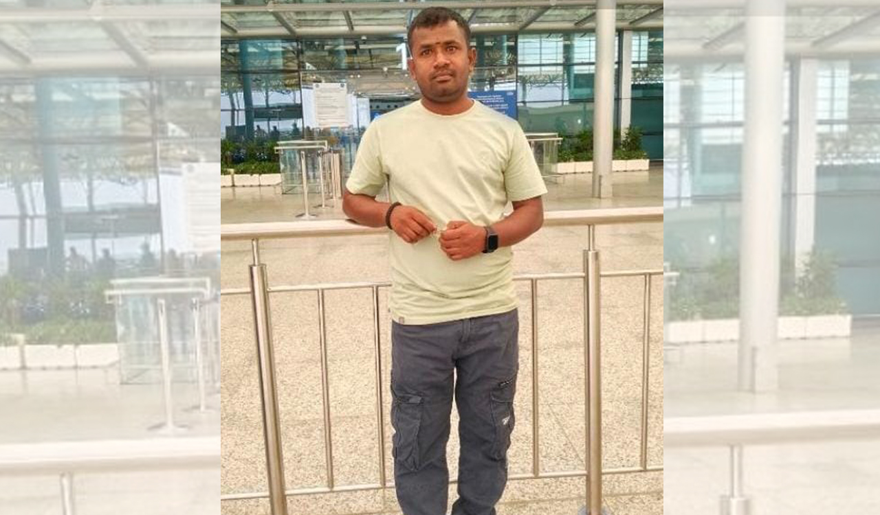 Vemulawada: Youth falls into agriculture well along with tractor, dies