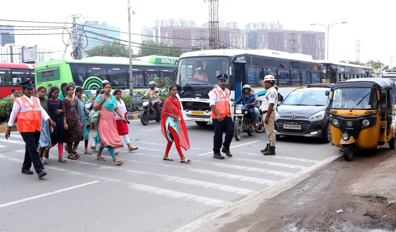 Traffic marshals are here to ease traffic congestions in Hyderabad’s  IT Corridor!