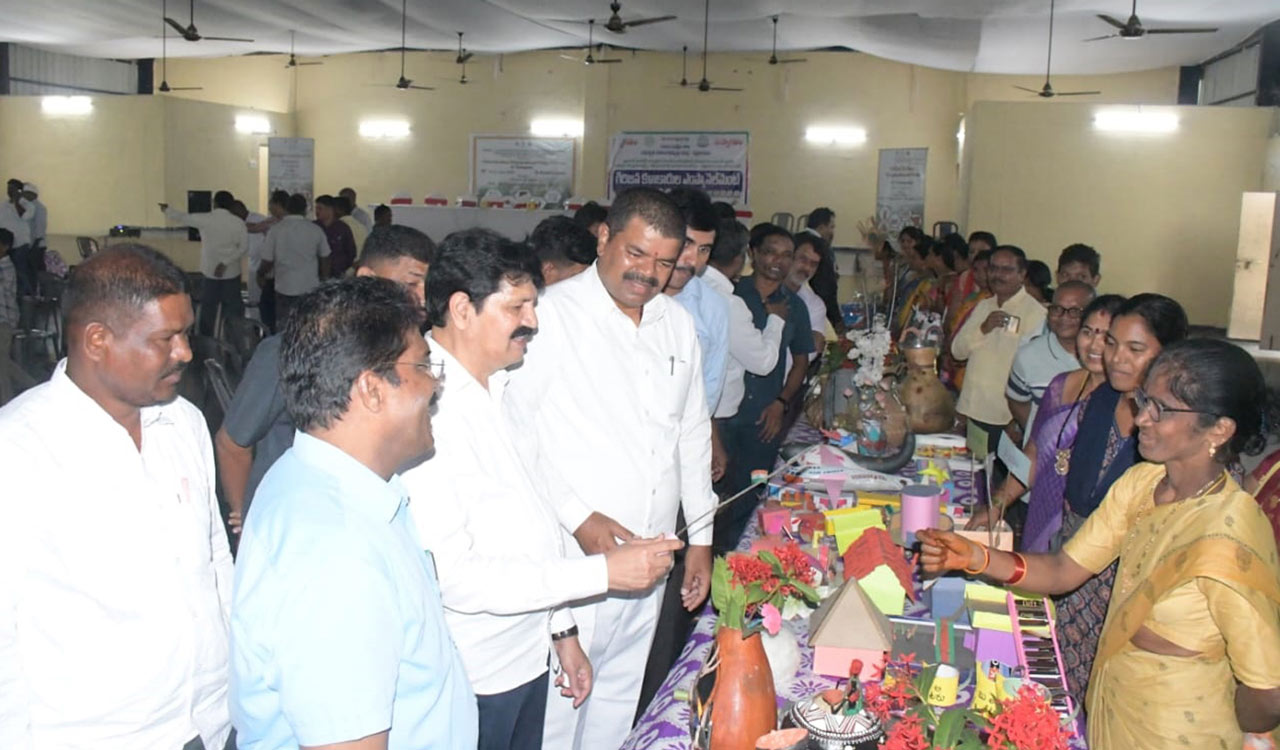 Tribal handicrafts, handloom products mela held in Bhadrachalam