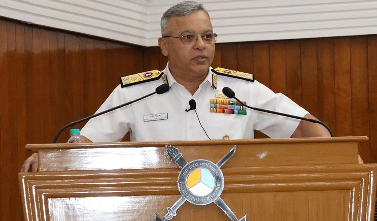 Eastern Naval Command Flag Officer Commanding-in-Chief delivers thought-provoking lecture