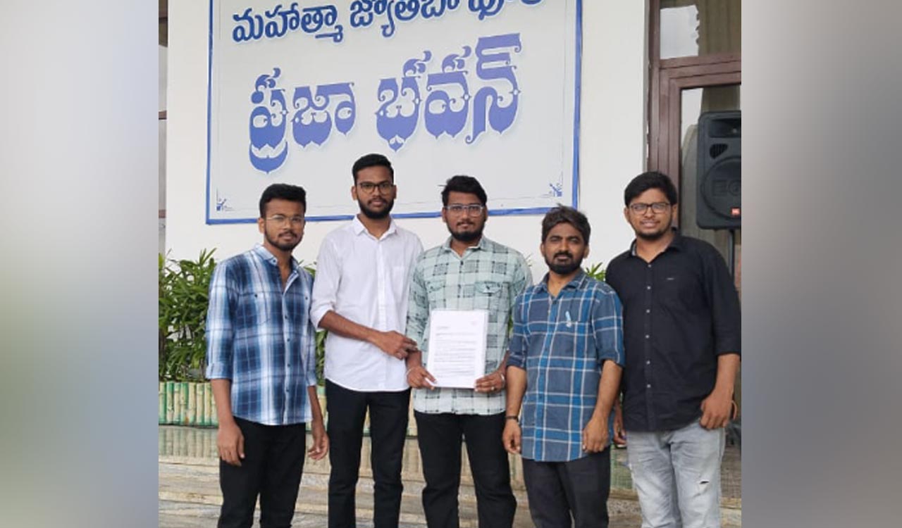 Release fee reimbursement arrears and mess charges: JNTUH students