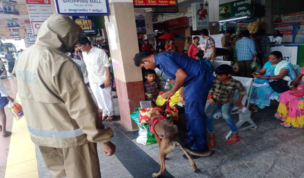 Reena and Gracy to sniff out ganja peddlers in Kothagudem