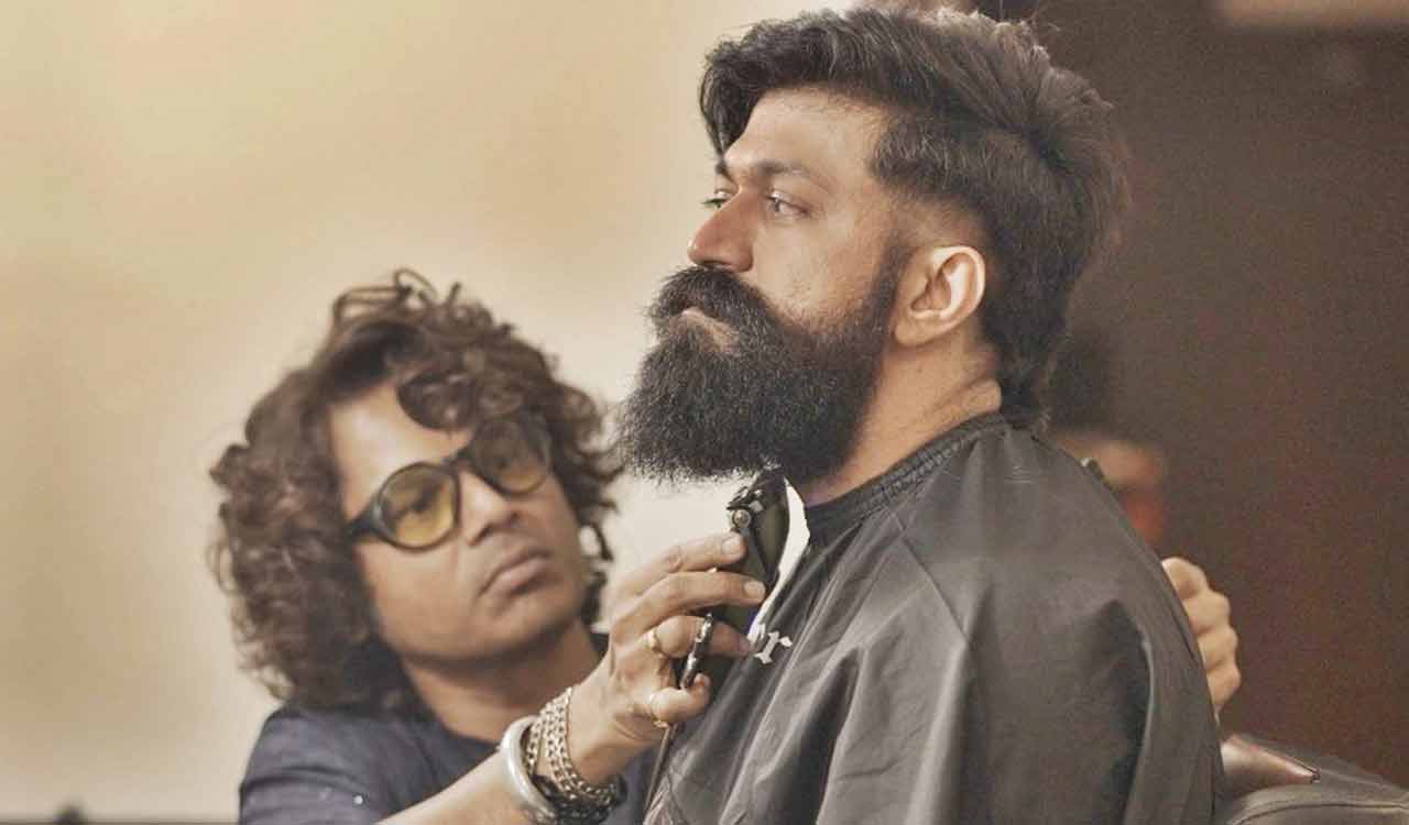 Celebrity hairstylist Alex Vijaykanth confirms Yash’s latest look for ‘Toxic’