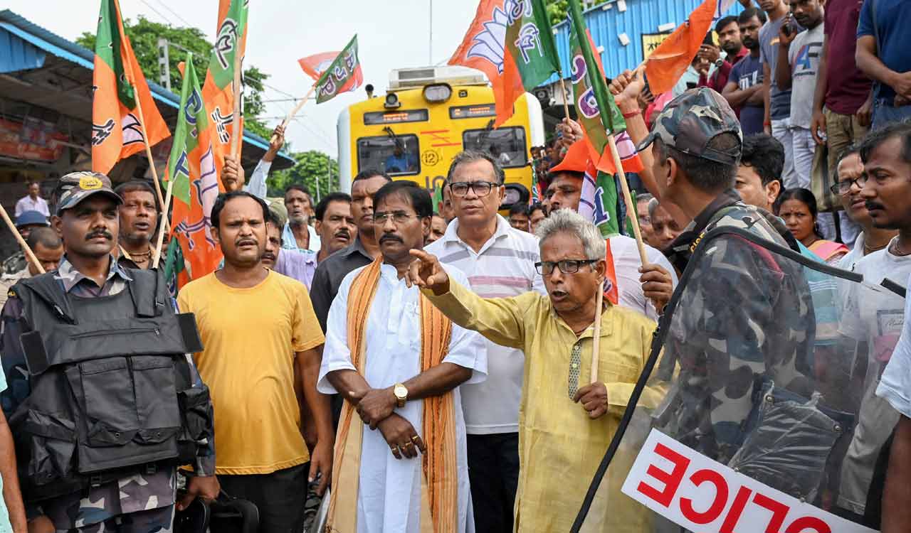 BJP’s 12-hour shutdown partly affects life in West Bengal