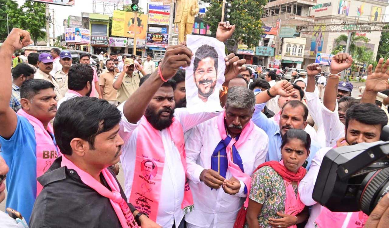 BRS cadres stage protest in Khammam against CM Revanth’s remarks