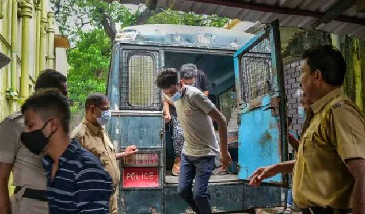 Badlapur sexual abuse case: Accused’s police remand extended to August 24