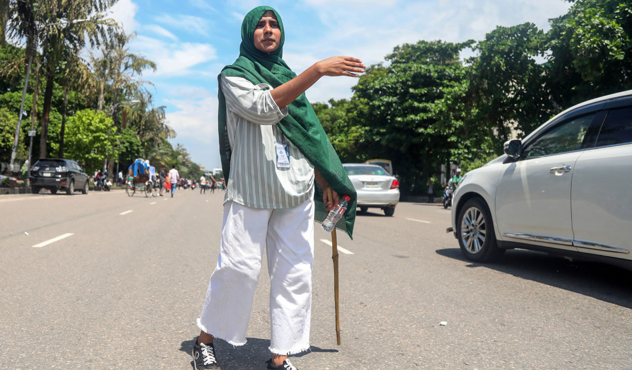 Fears of robbery and looting give Bangladeshis sleepless nights