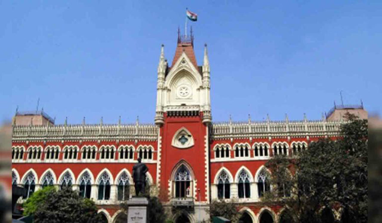 Calcutta HC orders CBI probe into Kolkata doctor’s rape & murder