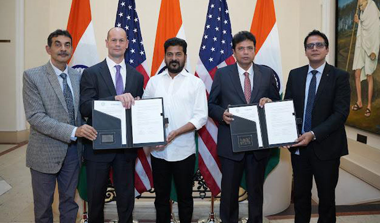 Corning, Vivint Pharma sign pacts with Telangana government