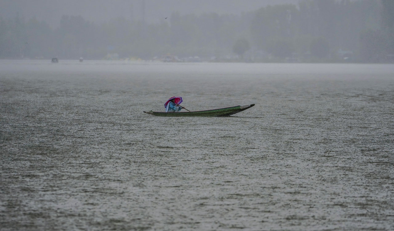 Srinagar-Leh highway blocked following cloudburst in J&K’s Ganderbal