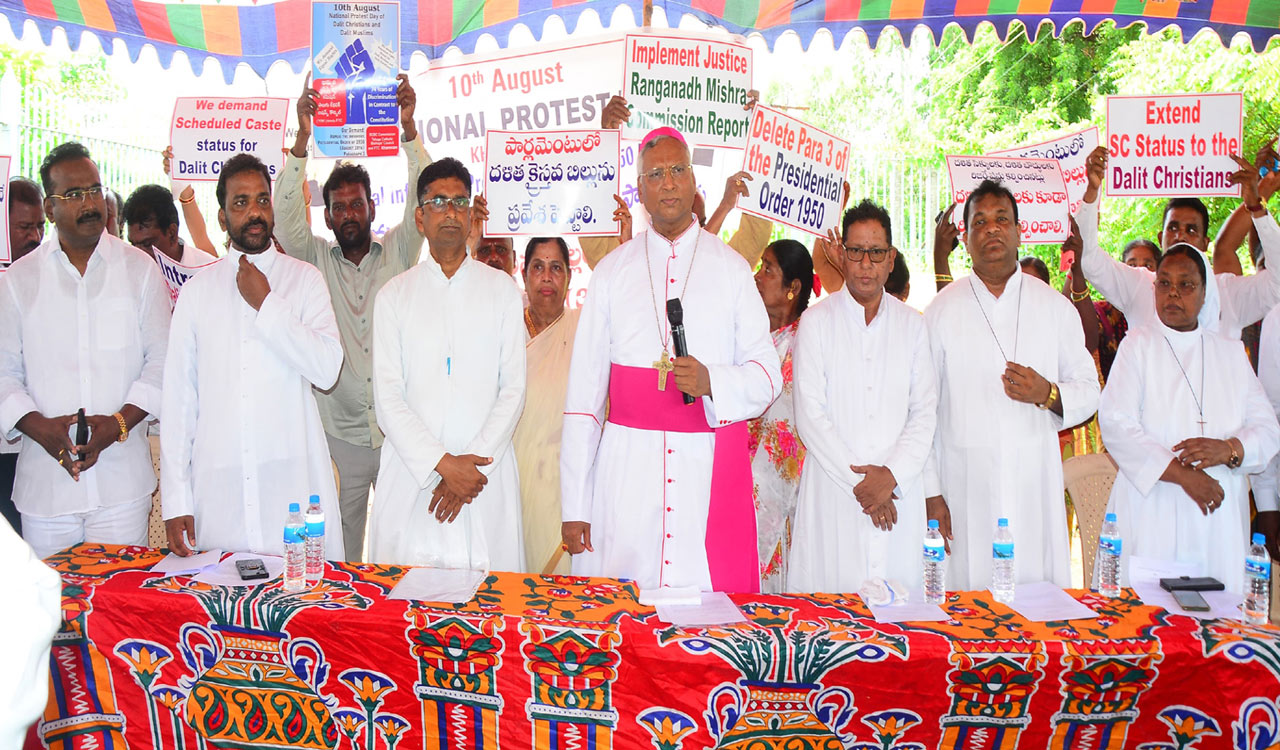 Dalit Christians seek SC status, stage protest in Khammam