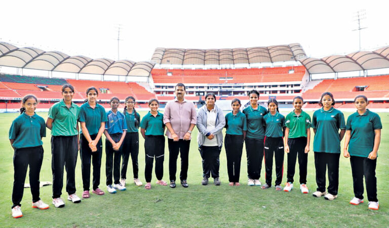 HCA president A Jaganmohan Rao with the women cricketers in Uppal Stadium on Monday.