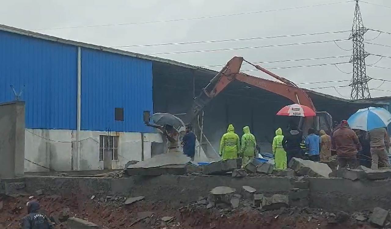WATCH: HYDRAA razes illegal structures at Hyderabad’s Appa Cheruvu