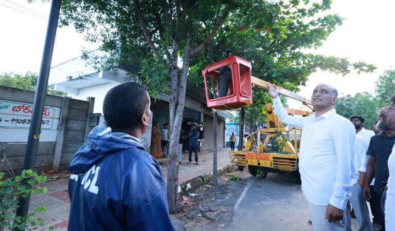 BRS MLA Harish Rao objects to felling of trees by Transco in Siddipet