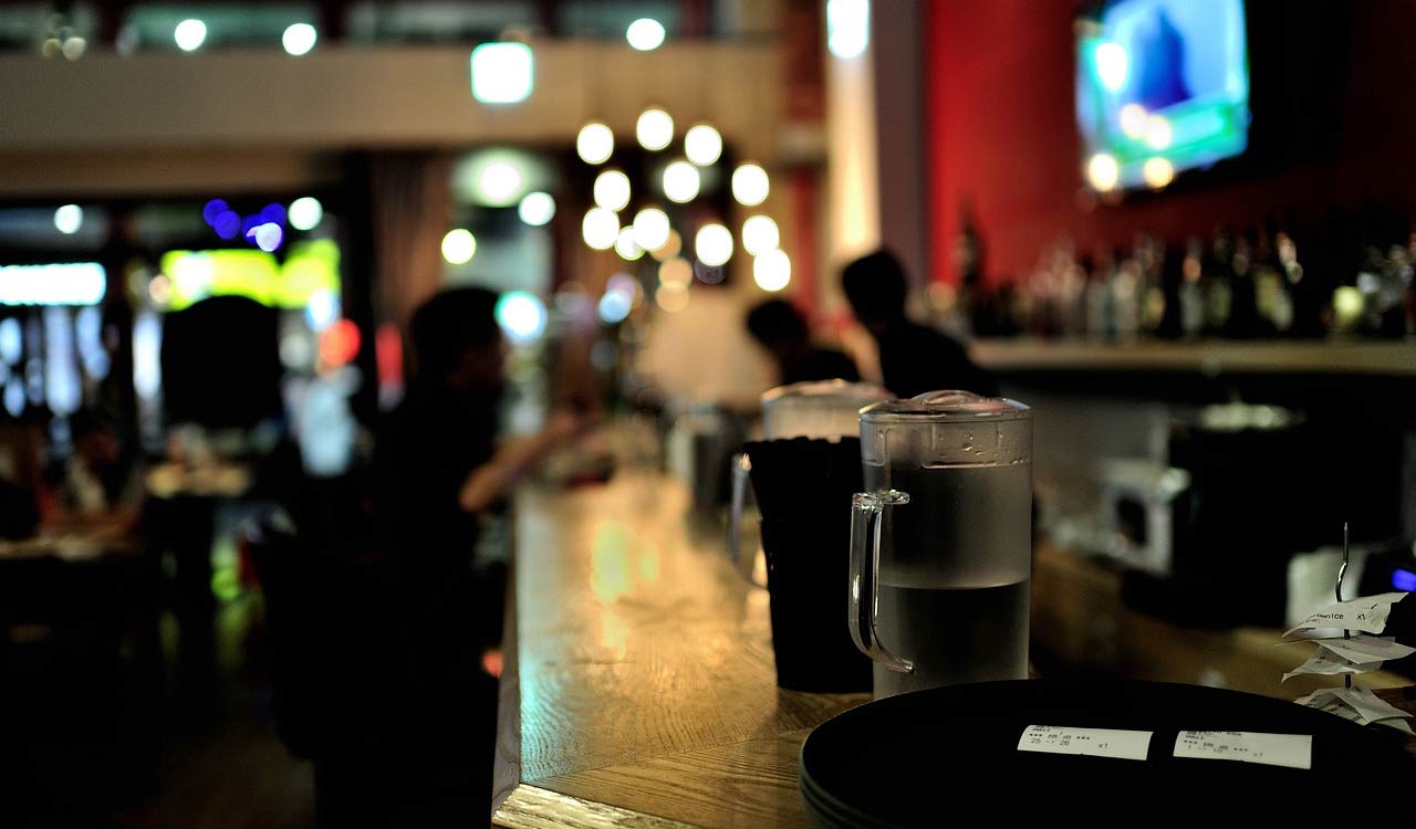 Hyderabad: Excise department raids 25 bars; No drugs detected