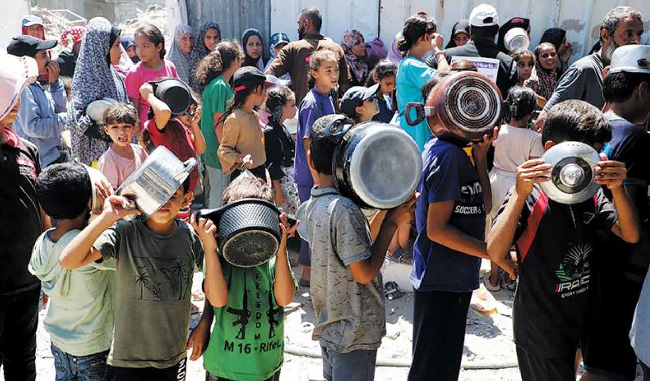 Israeli army withdraws from Khan Younis, orders Gaza evacuation