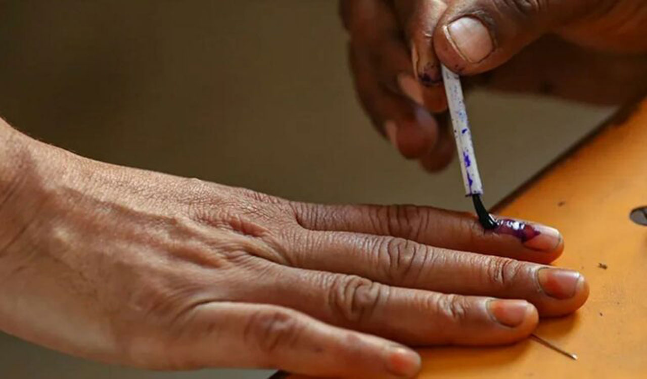 Election Commission likely to announce poll schedule for J&K today