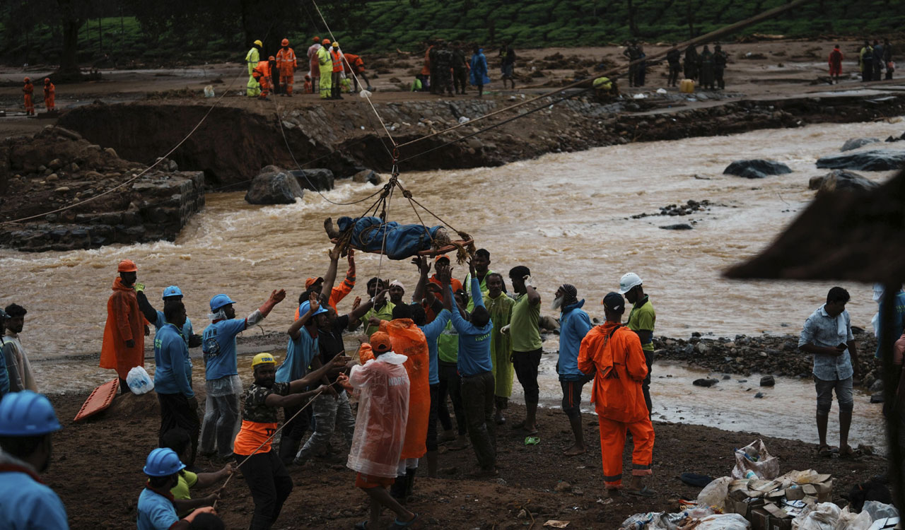 Toll rises to 264 in Wayanad landslide tragedy, over 200 people still missing