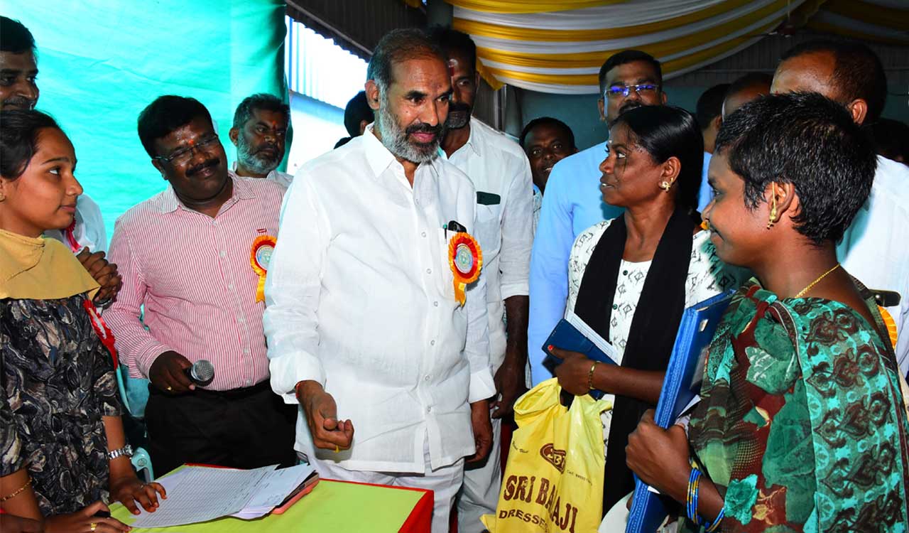 Job mela evokes good response from unemployed in Vemulawada