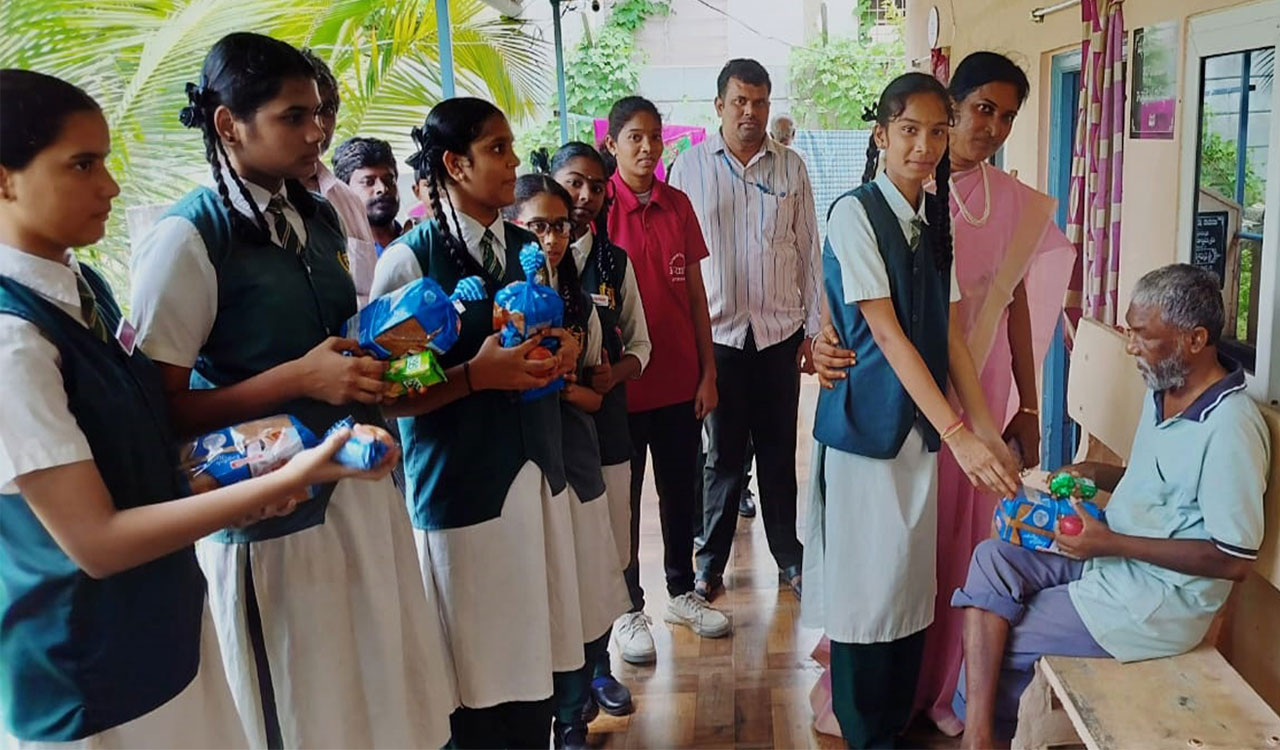 Khammam: Mother Teresa jayanthi celebrated at Triveni School-Telangana ...