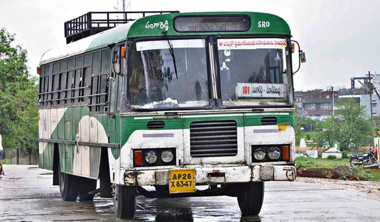 TGSRTC conductor helps woman deliver baby girl onboard bus
