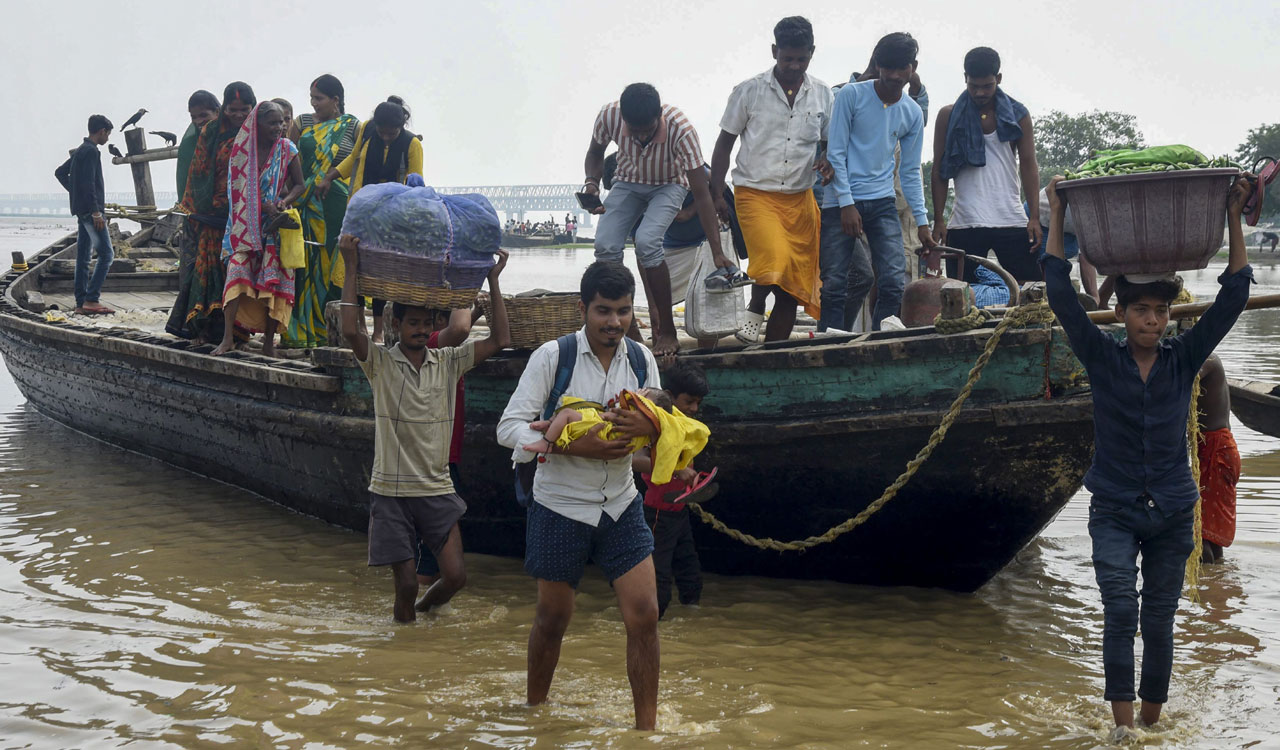 Patna faces flood threat as Ganga, Punpun rivers flow above danger level