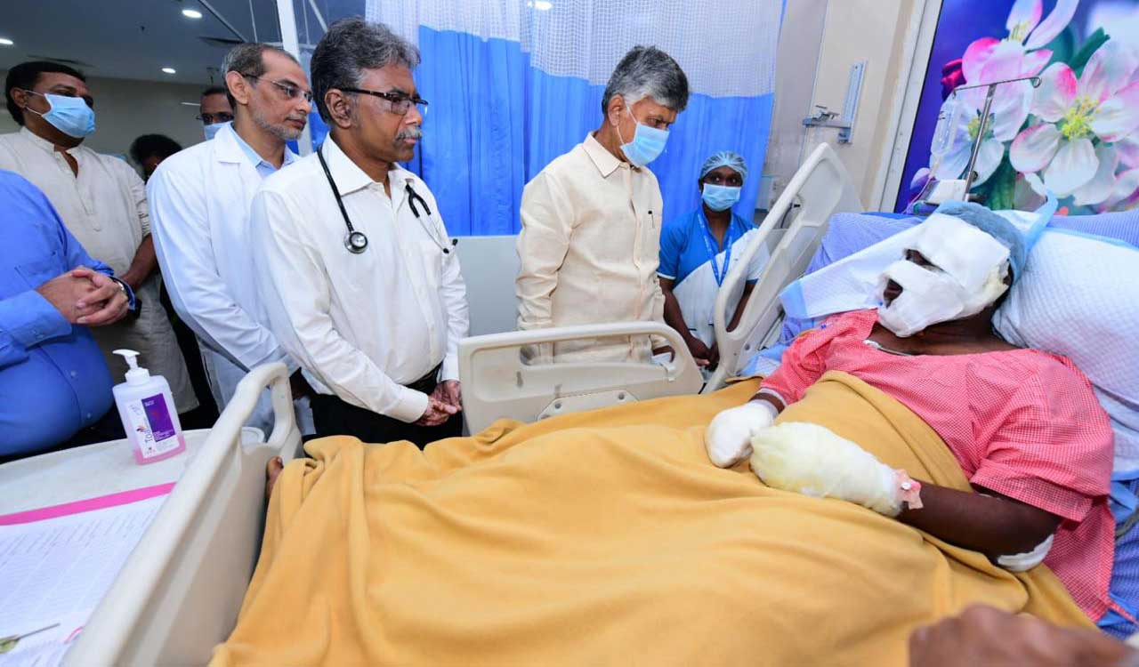 Phrama unit blast: Andhra CM announces 1 cr ex-gratia for families of deceased