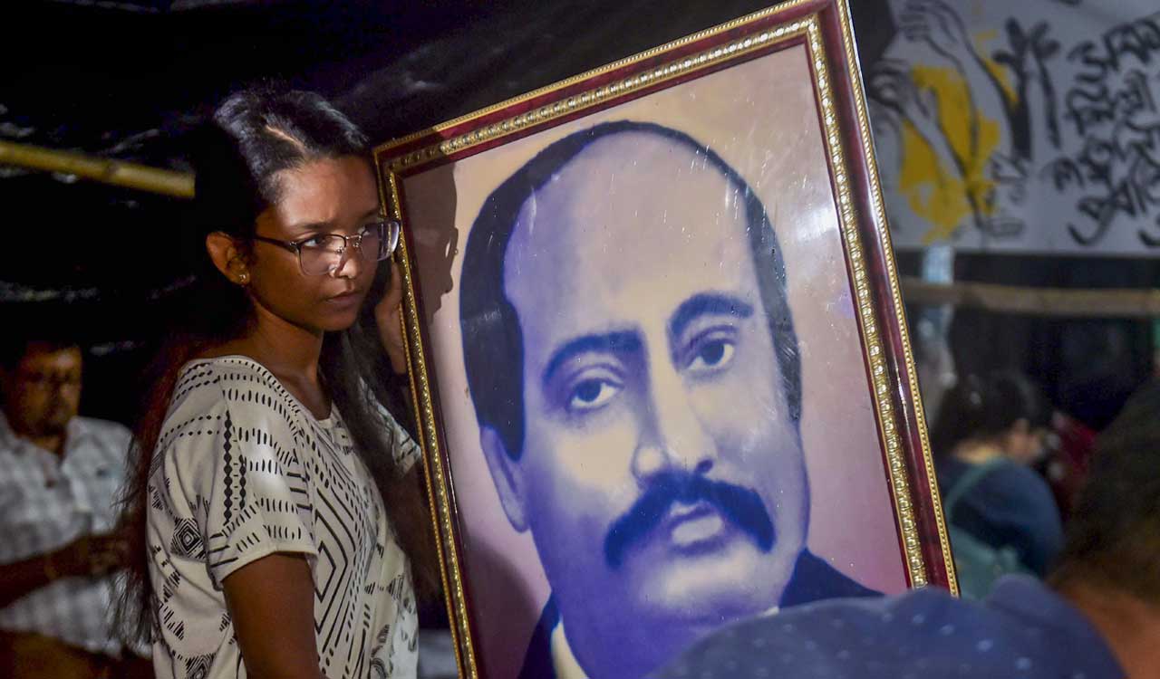 Feel hopeless about doctors’ security, say descendants of RG Kar on his 172nd birth anniversary