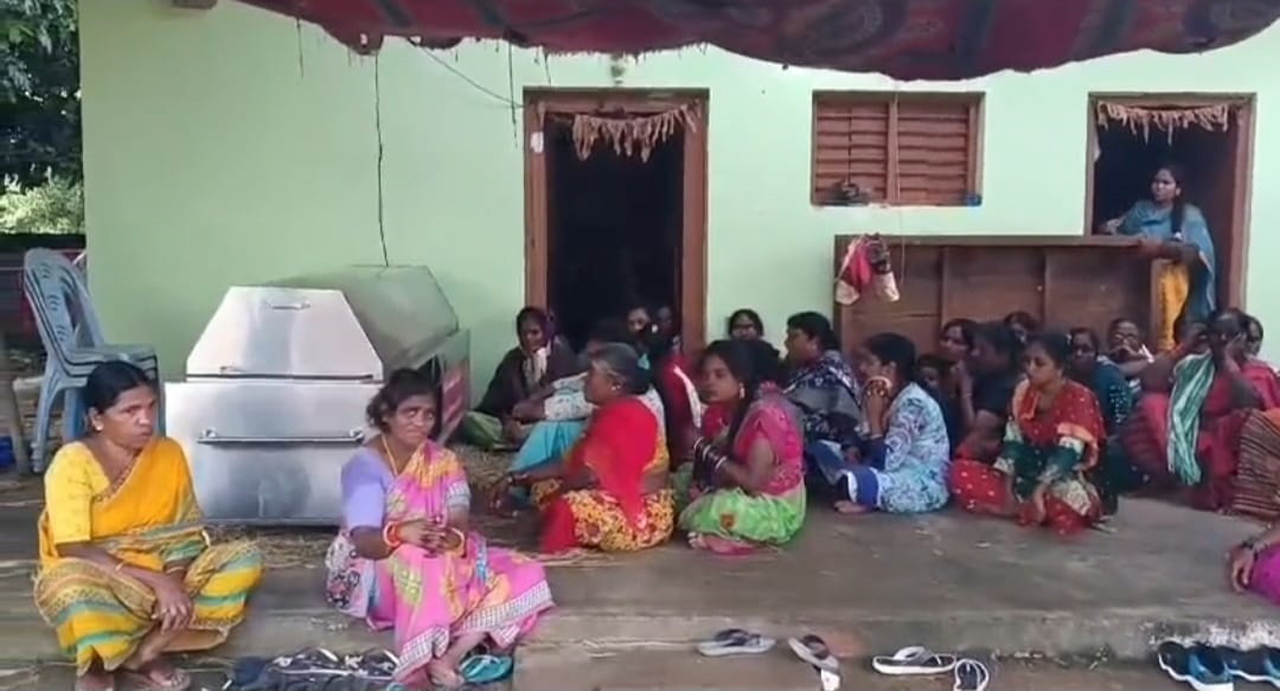 Imposition of ‘social boycott’ haunts family even during funeral in Siddipet village