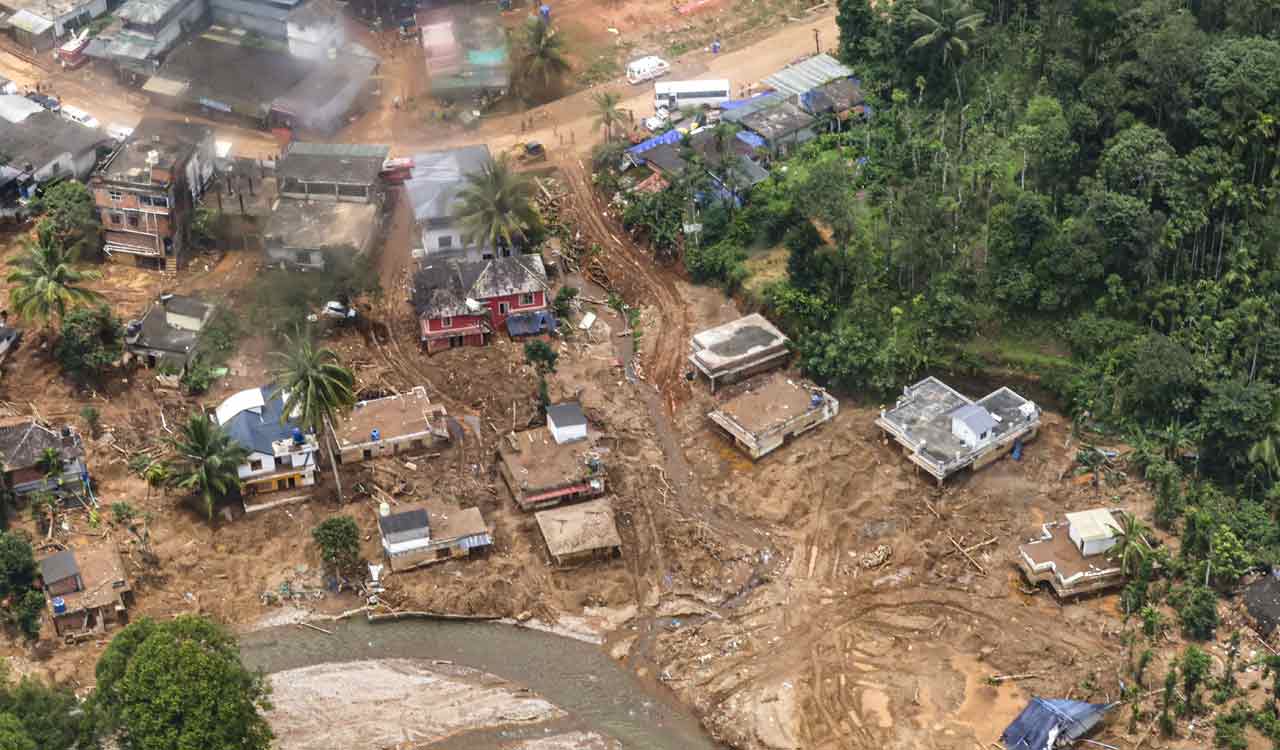 Search ops resume in landslide-hit Wayanad