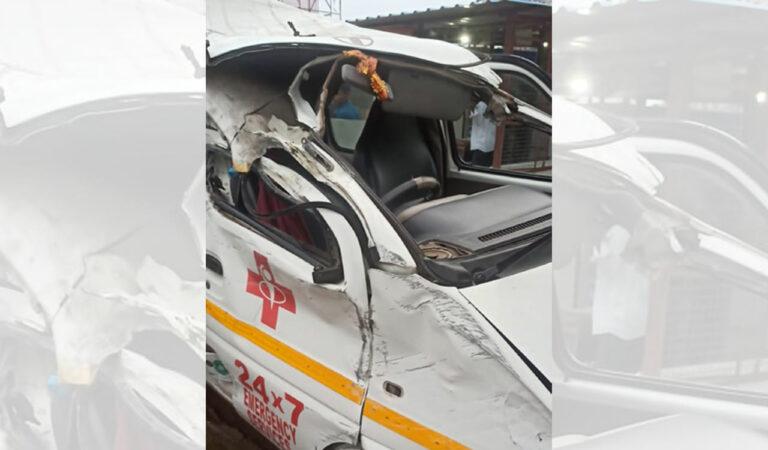 Siddipet: Man steals ambulance, injured after ramming vehicle into divider