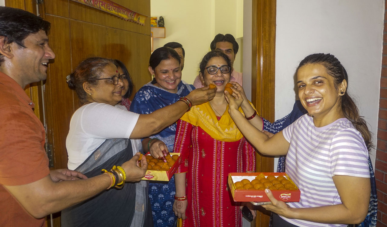 Celebrations erupt in New Delhi after SC grants bail to Manish Sisodia