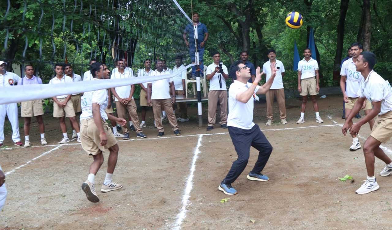 Trainee constables’ games and sports meet held in Khammam