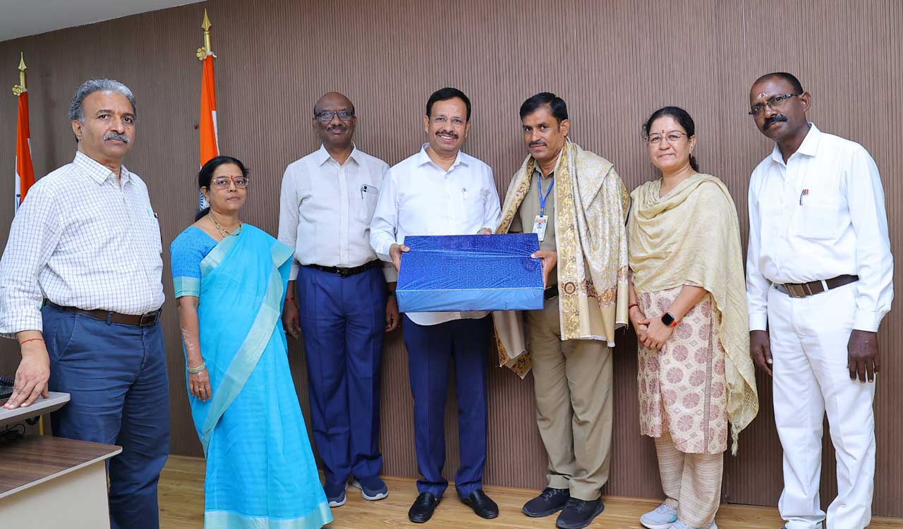 Hyderabad: Timely response from RTC bus driver saves passenger’s life