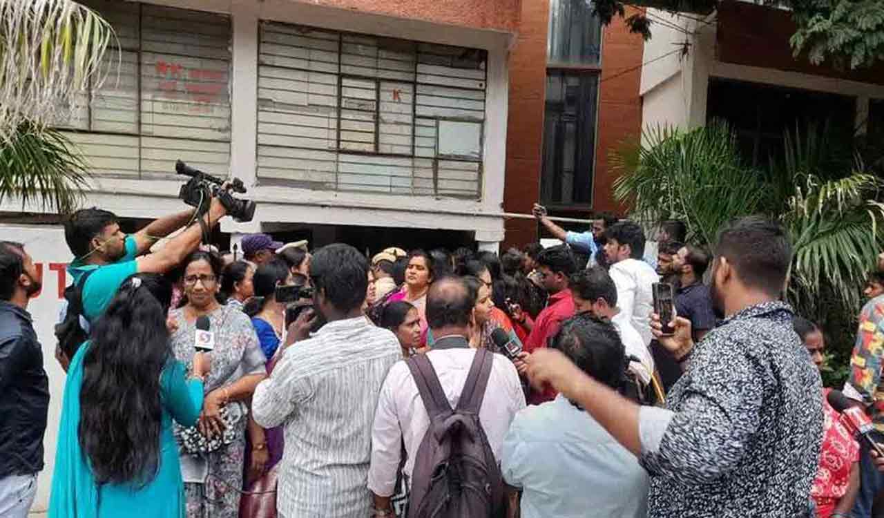 Tension at Women’s Commission office as Congress women attack BRS women activists
